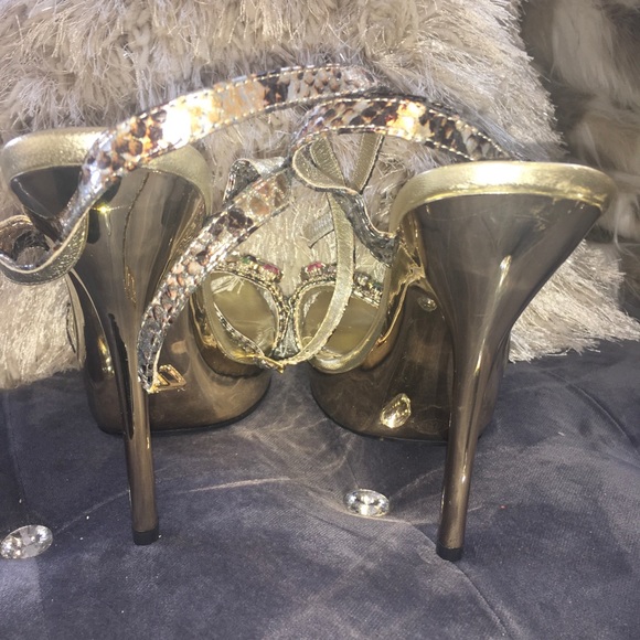 Gold JEWELED crystal sandals gold heels crystals - Picture 7 of 8
